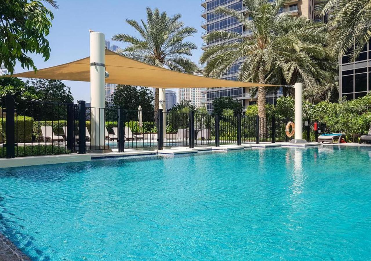 Nasma Luxury Stays - Fantastic Burj Khalifa View From This Fancy Condo Dubai Buitenkant foto