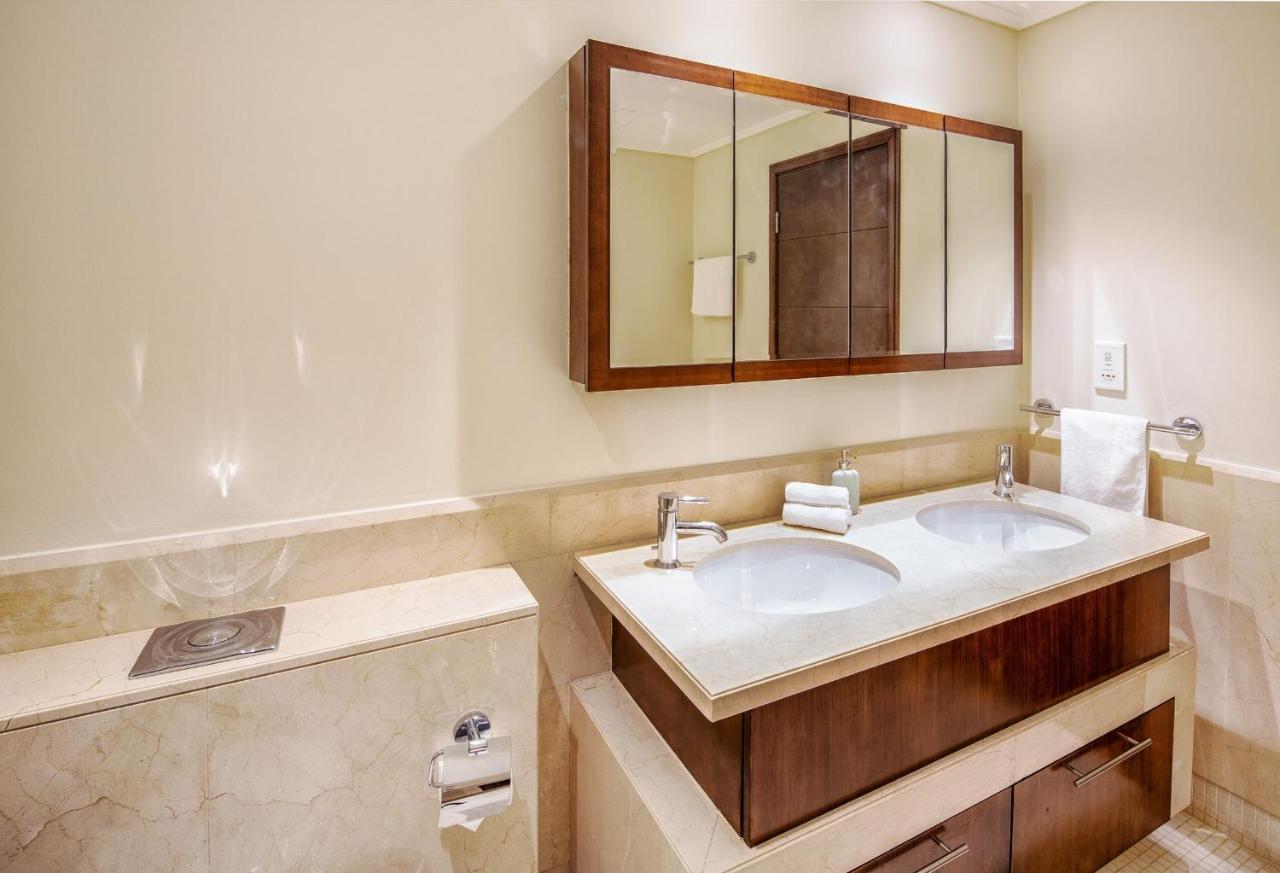 Nasma Luxury Stays - Fantastic Burj Khalifa View From This Fancy Condo Dubai Buitenkant foto