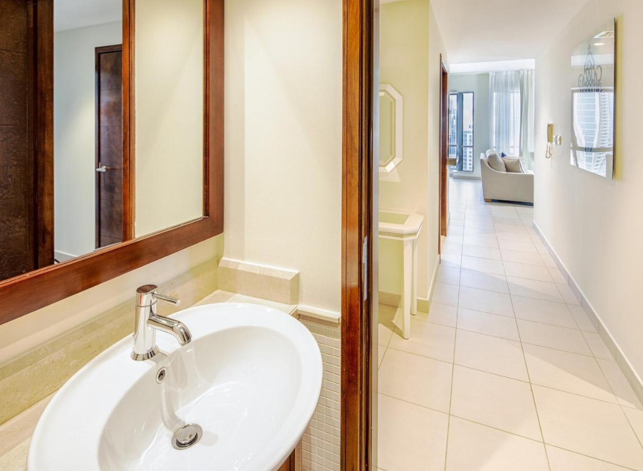 Nasma Luxury Stays - Fantastic Burj Khalifa View From This Fancy Condo Dubai Buitenkant foto