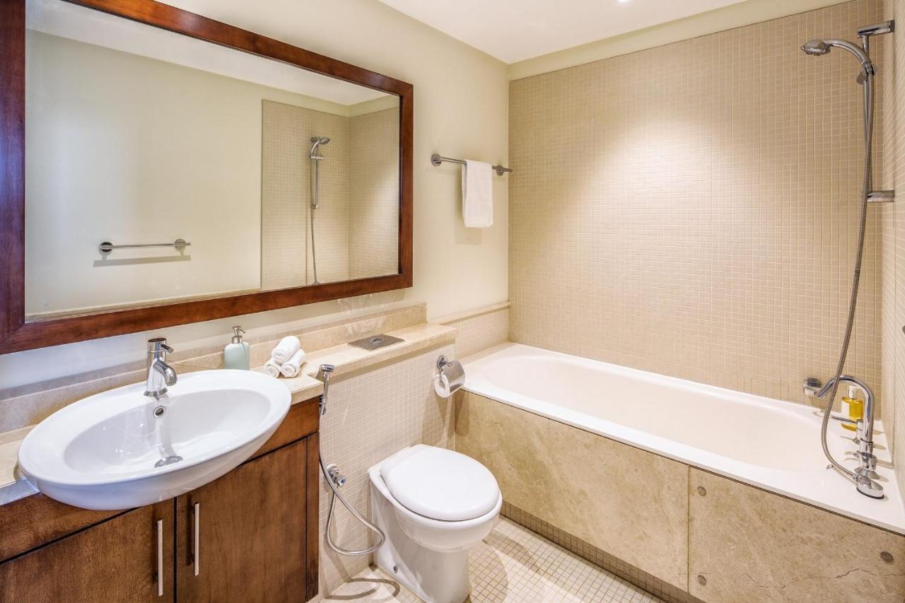 Nasma Luxury Stays - Fantastic Burj Khalifa View From This Fancy Condo Dubai Buitenkant foto